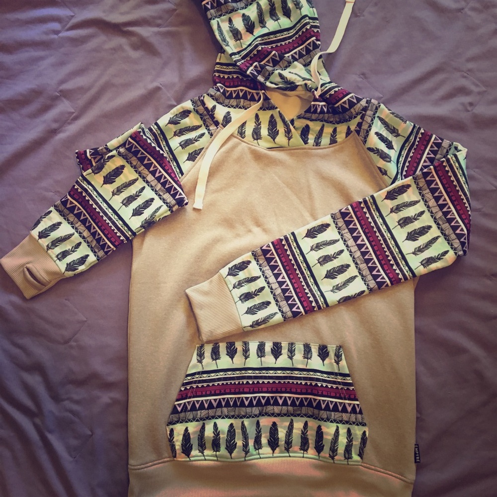 Warm, tribal print sweatshirt!